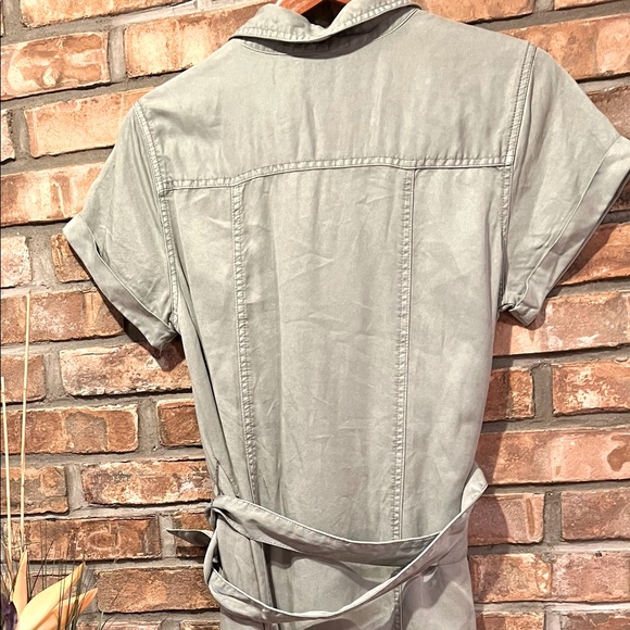 C & C CALIFORNIA WOMEN’S SHIFT DRESS, LIGHT ARMY GREEN, WAIST TIE, SIZE LARGE - Picture 10 of 11